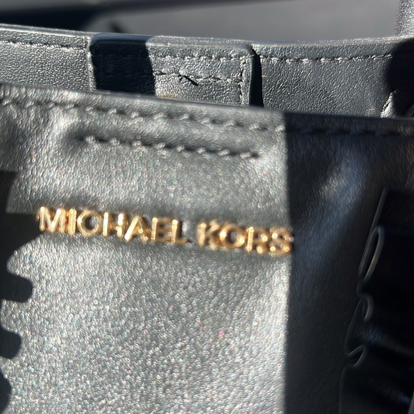 Cute Coquette MK Purse - Picture 4 of 11